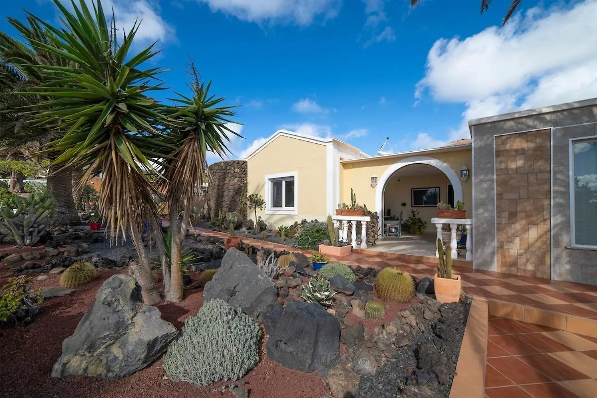 Madora La Asomada Villa 0*, La Asomada (Lanzarote) Spain